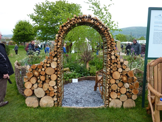 Log arch at 2010 Malvern Show.  Photo by The Enduring Gardener.